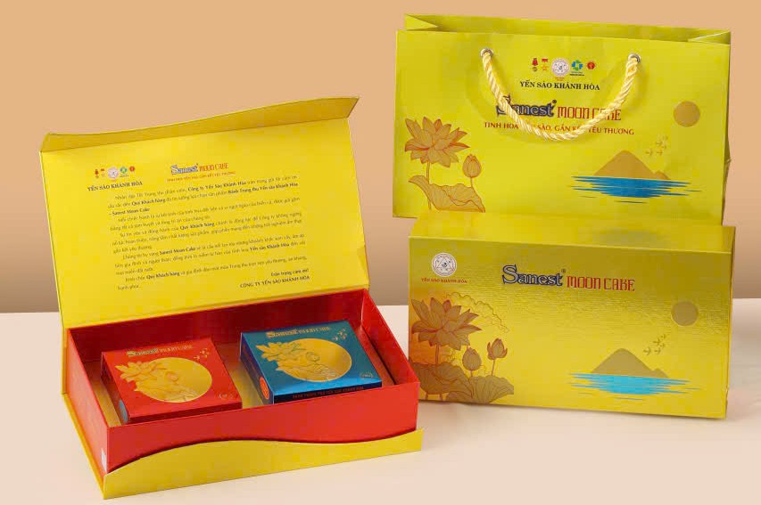 HỘP 2 BÁNH CAO CẤP – Bánh Trung thu Yến sào Khánh Hòa